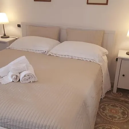 Il Trullo Di Nonna Lella *